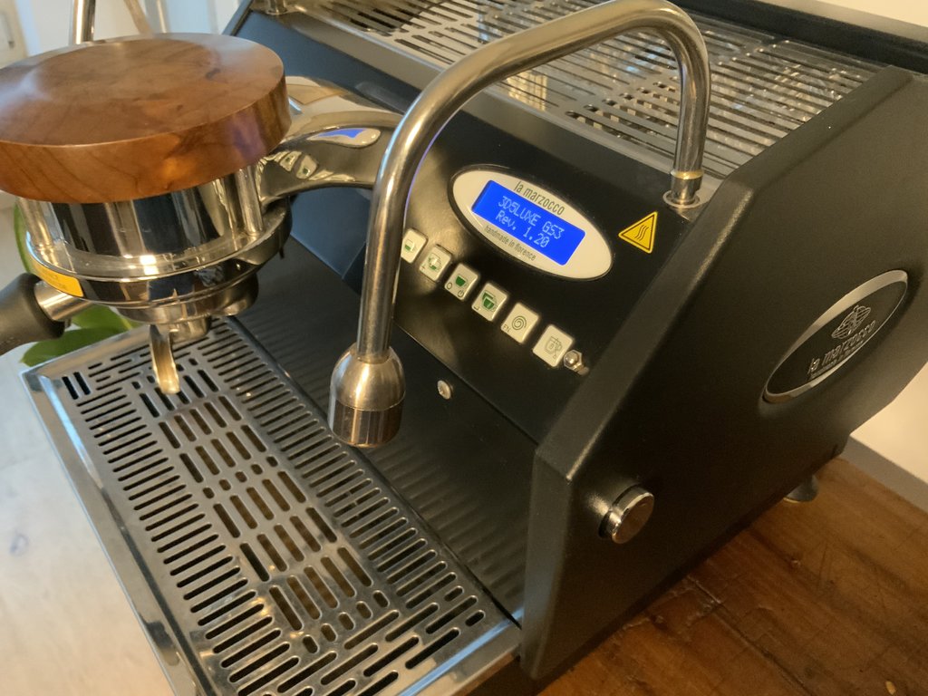 [Verkauft] La Marzocco GS3 AV / CUSTOM