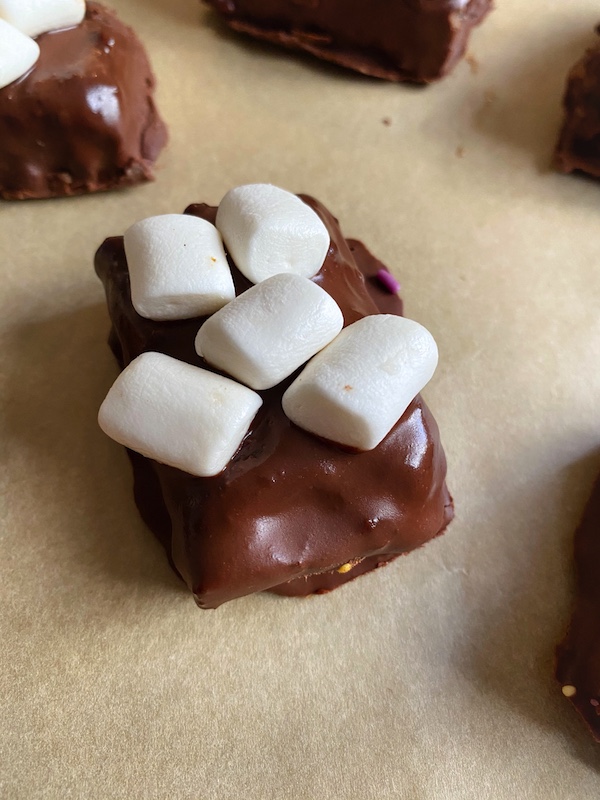 Vegan Mixed Nut Candy Bars Upbeet & Kaleing It