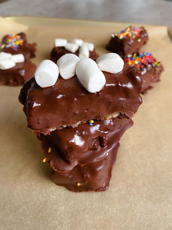 Vegan Mixed Nut Candy Bars Upbeet & Kaleing It