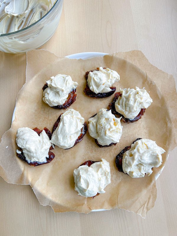 Healthy Banana Date Chocolate Bites Recipes