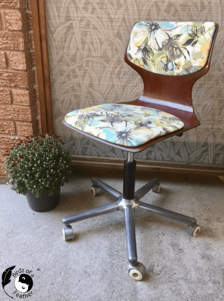 13 Fun Ideas for Upcycling Old Chairs Upcycle My Stuff