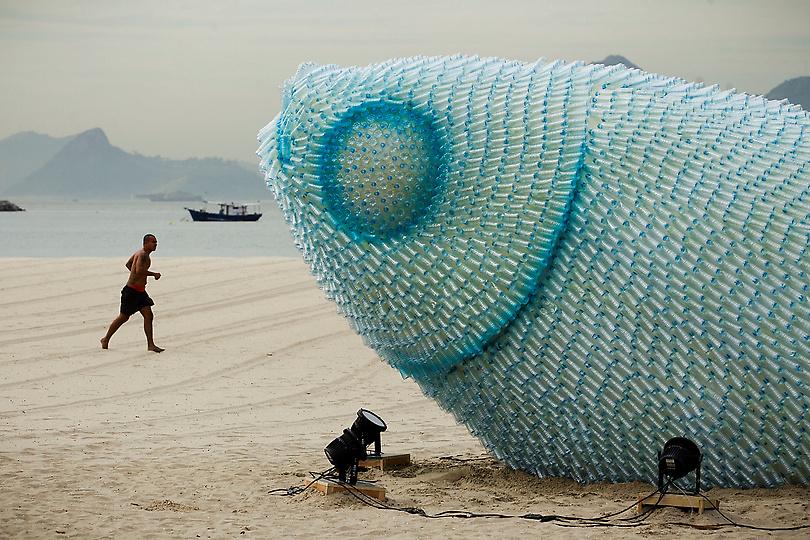 Plastic Bottle Fish Sculptures Upcycle That