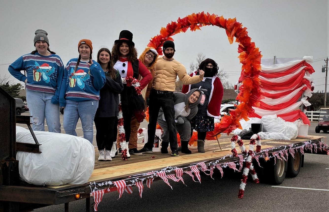 Christmas Parade—Surrey Hills, OK, US GCI Update