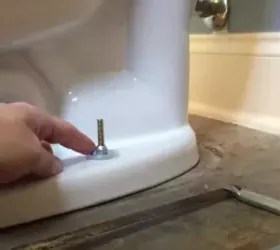 Water Level In Toilet Bowl Keeps Dropping (Fix It Now!) Upgraded Home