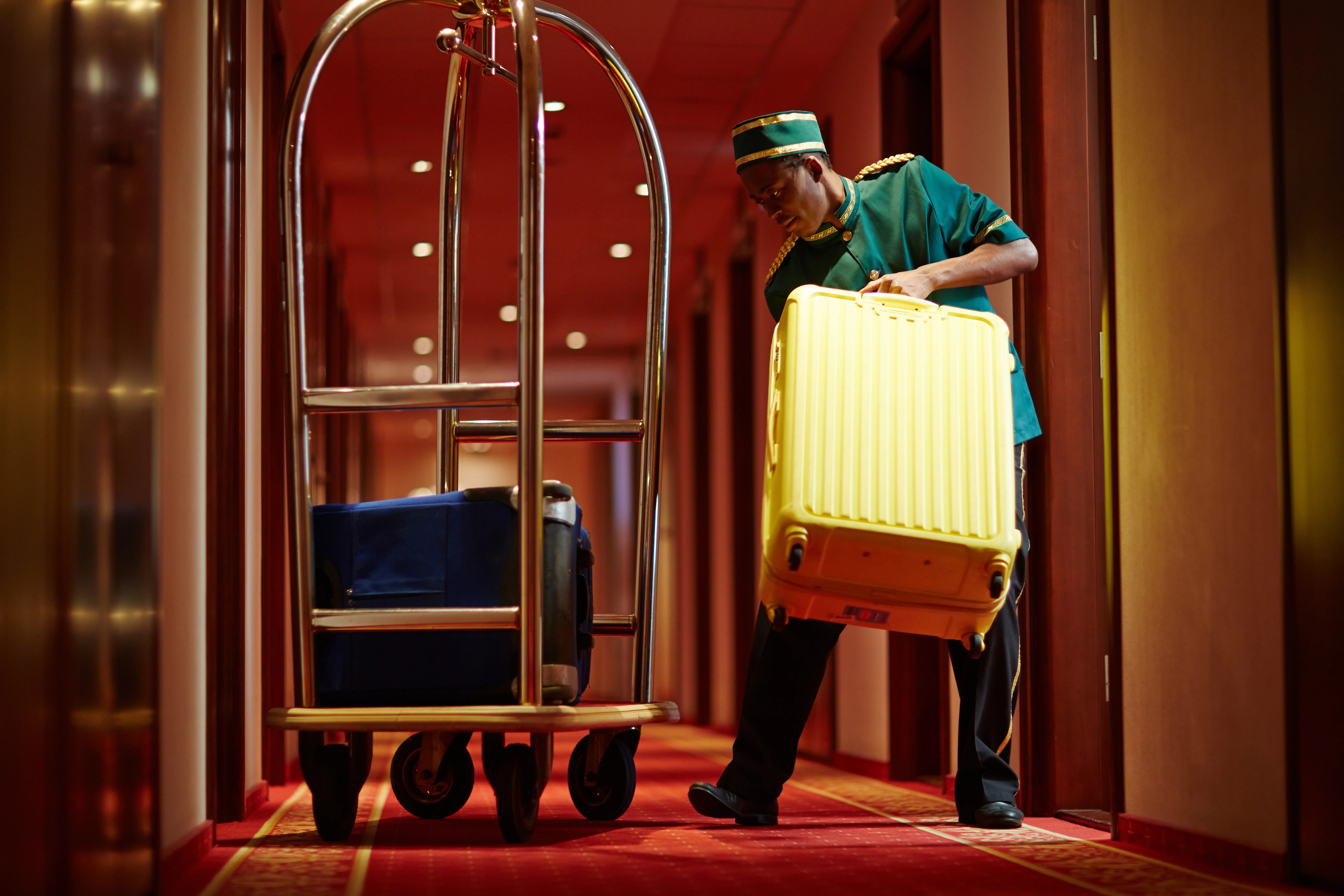 33 Best Tips for Family Travel (Have Less Stress and More Fun!)