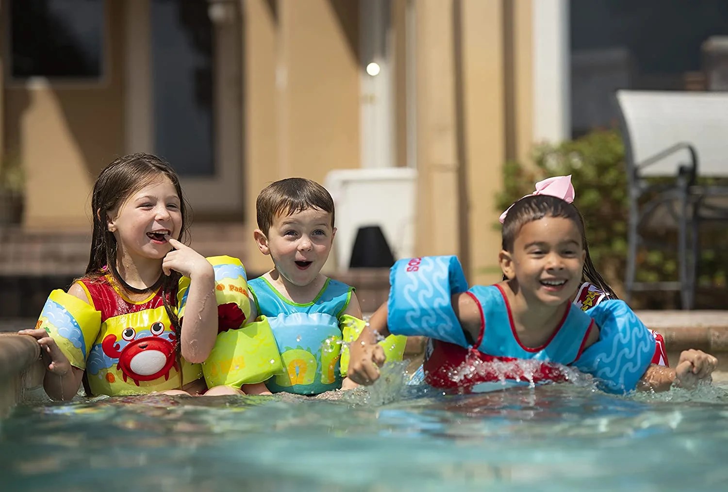 The 5 Best Arm Floats & Life Jackets For Kids [2022]