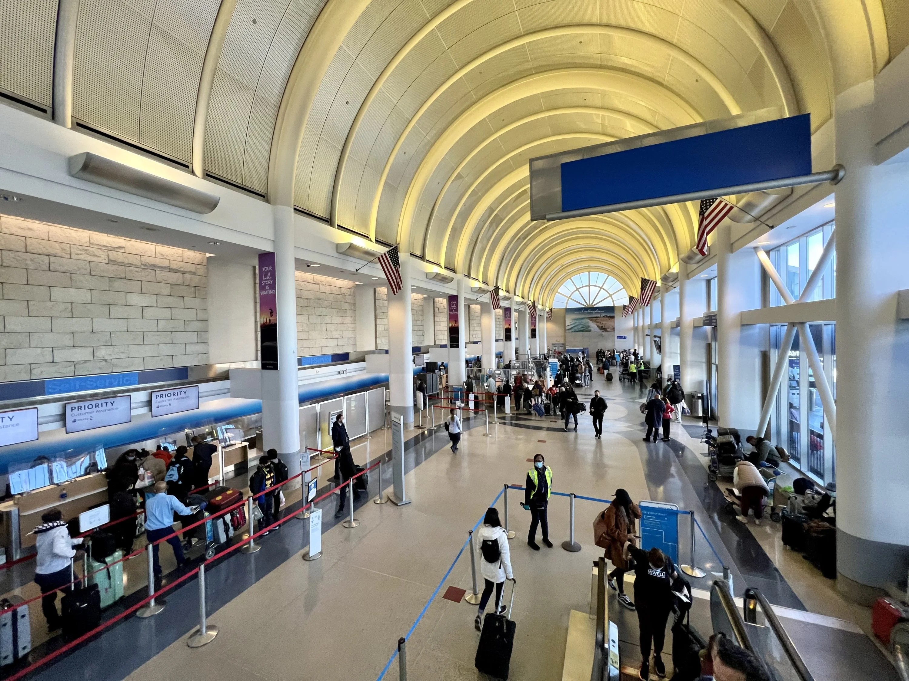 How To Get Between Terminals at Los Angeles Int'l Airport [LAX]