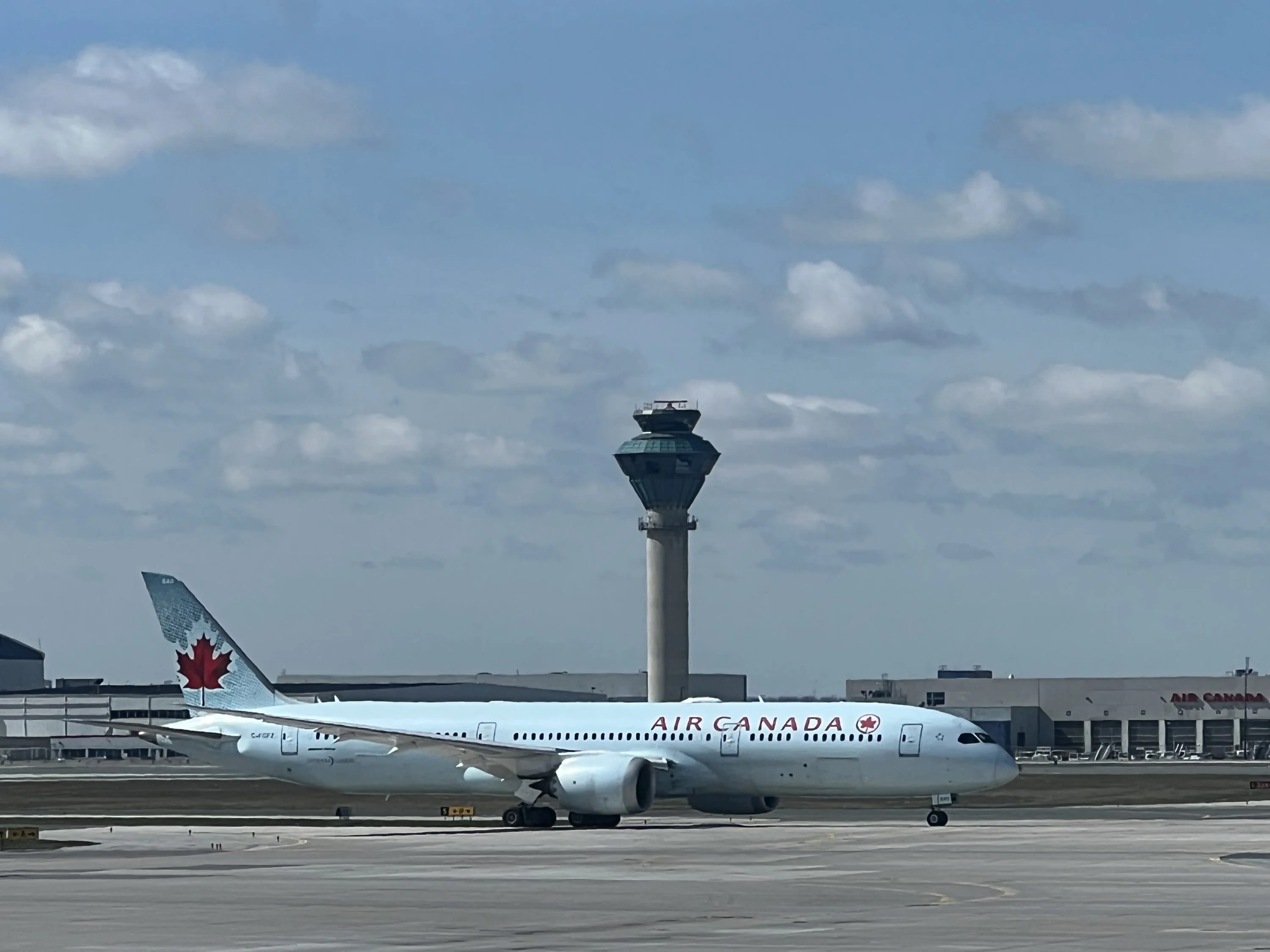 How To Upgrade to Business Class on Air Canada Flights [2024]