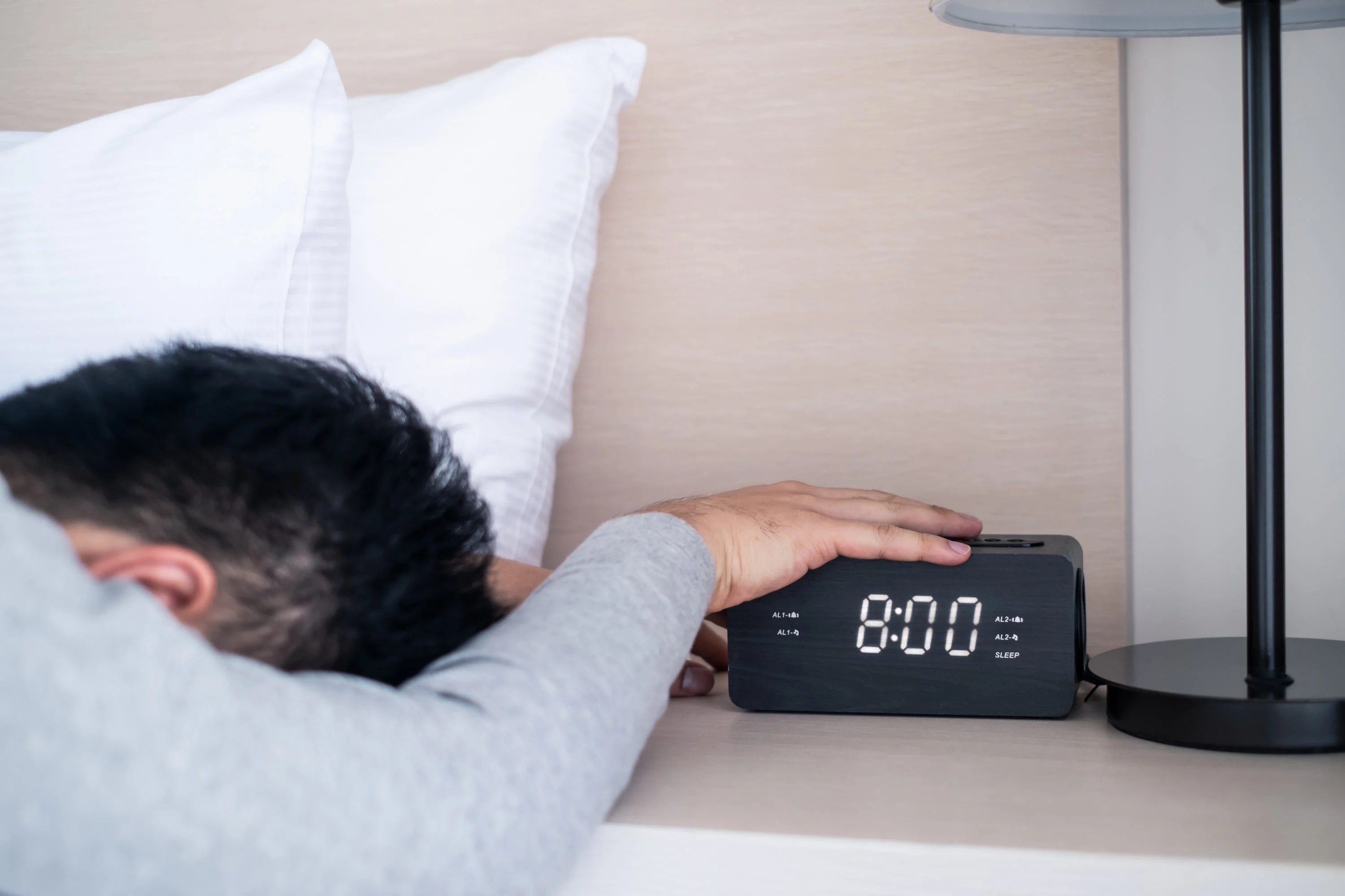 The 10 Best Travel Alarm Clocks [2023]