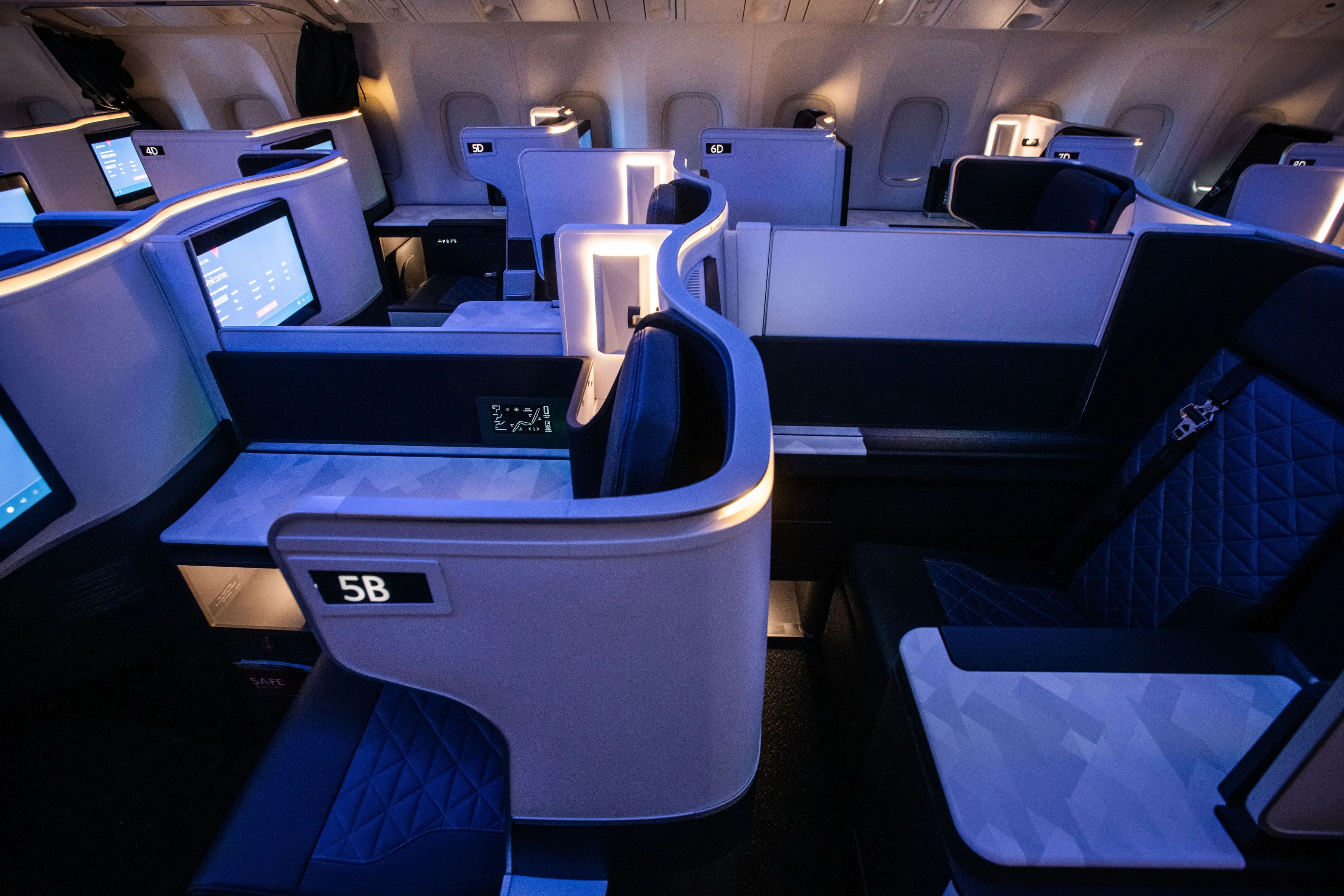 Delta Changes Medallion Qualification, Sky Club Access Policies