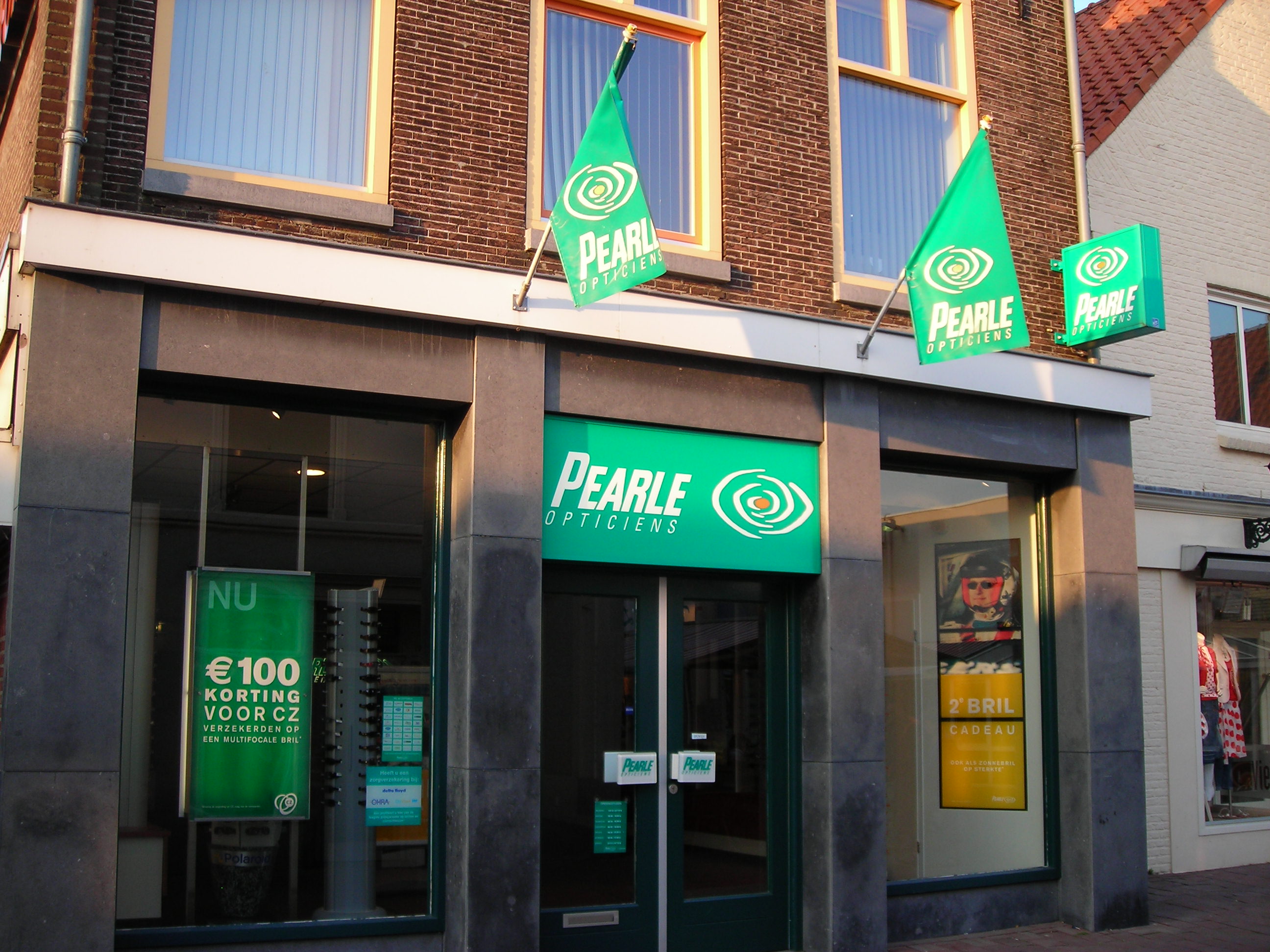 Pearle - Wikipedia