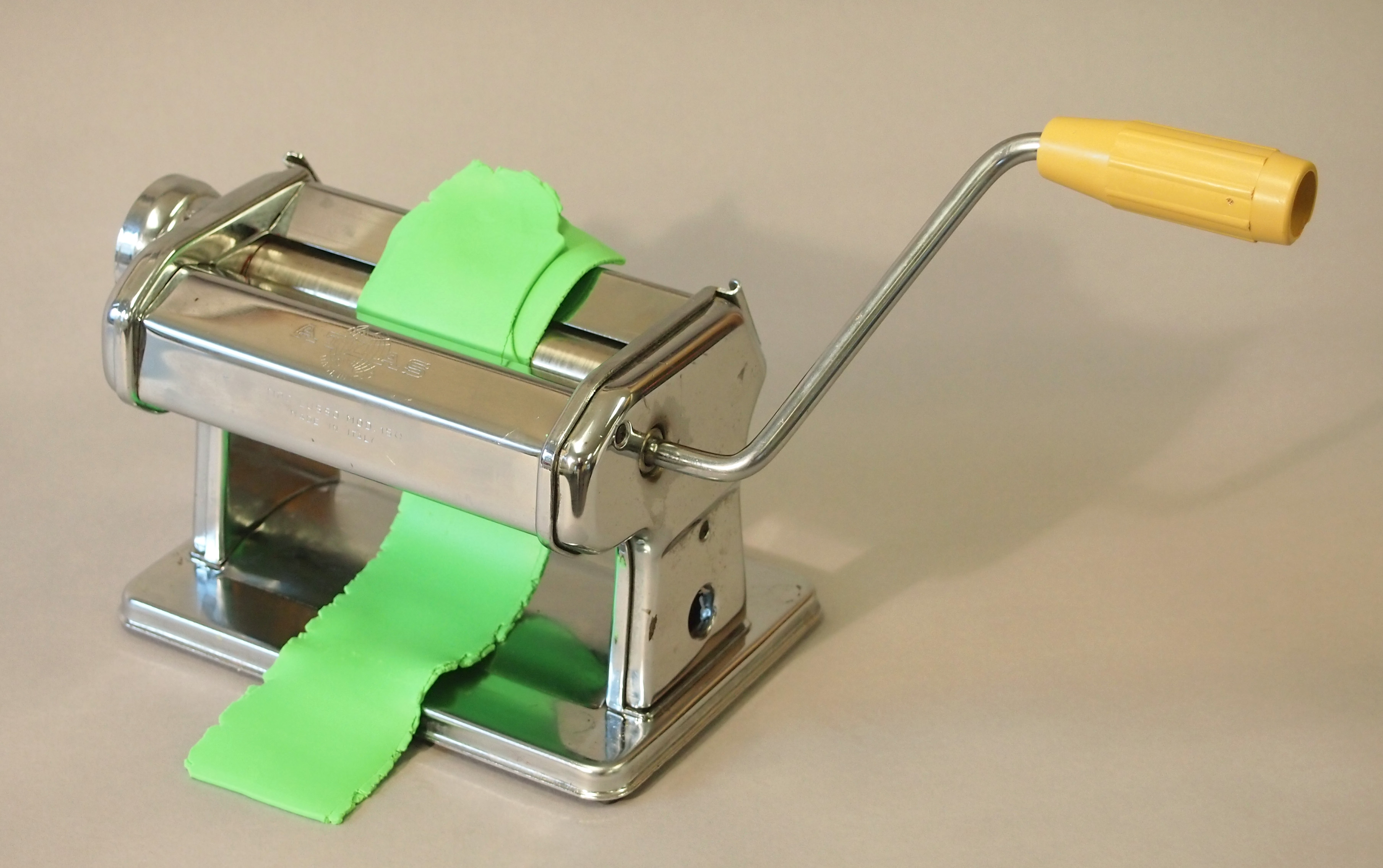 FilePolymer clay conditioning.jpg Wikimedia Commons