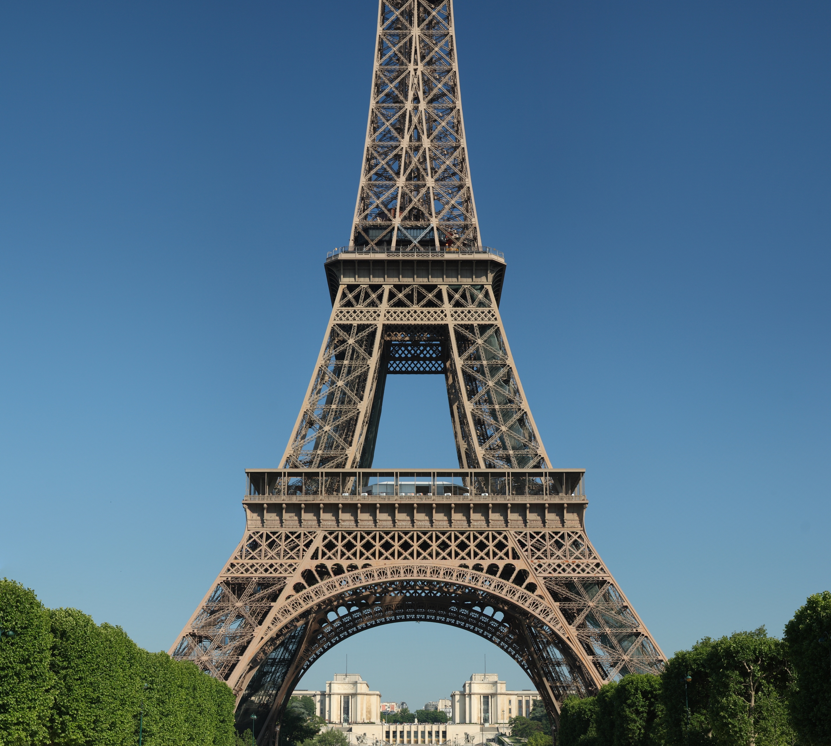 List 32+ Wallpapers show me a picture of the eiffel tower Superb