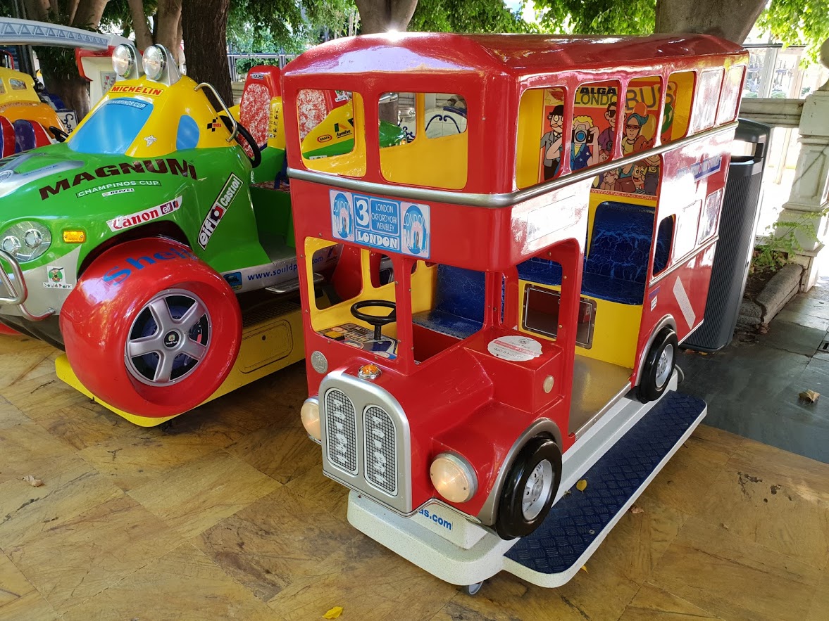 Berkas:kiddie Ride Bus.jpg - Wikipedia Bahasa Indonesia, Ensiklopedia Bebas