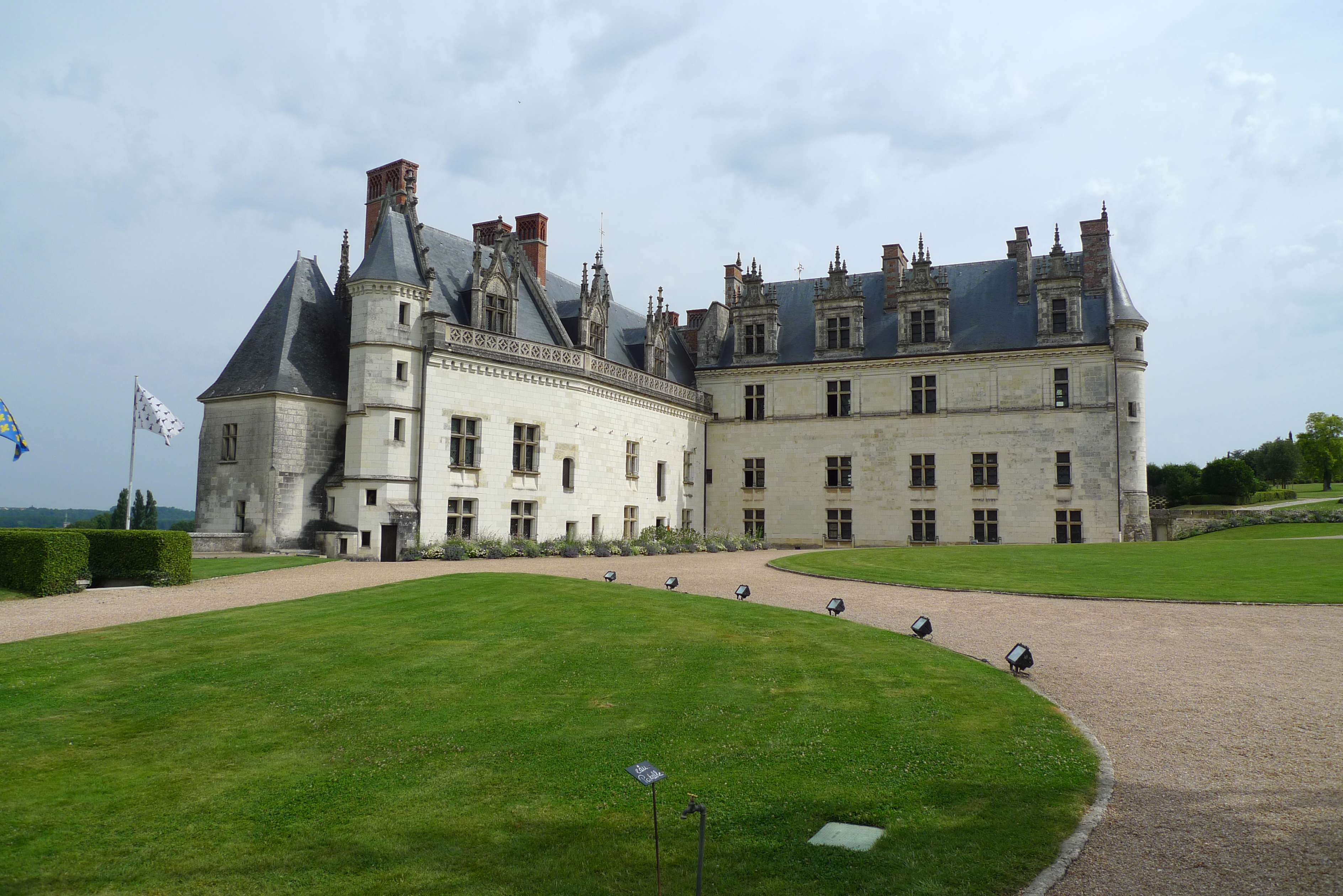 FileLe Château d'Amboise.JPG Wikimedia Commons