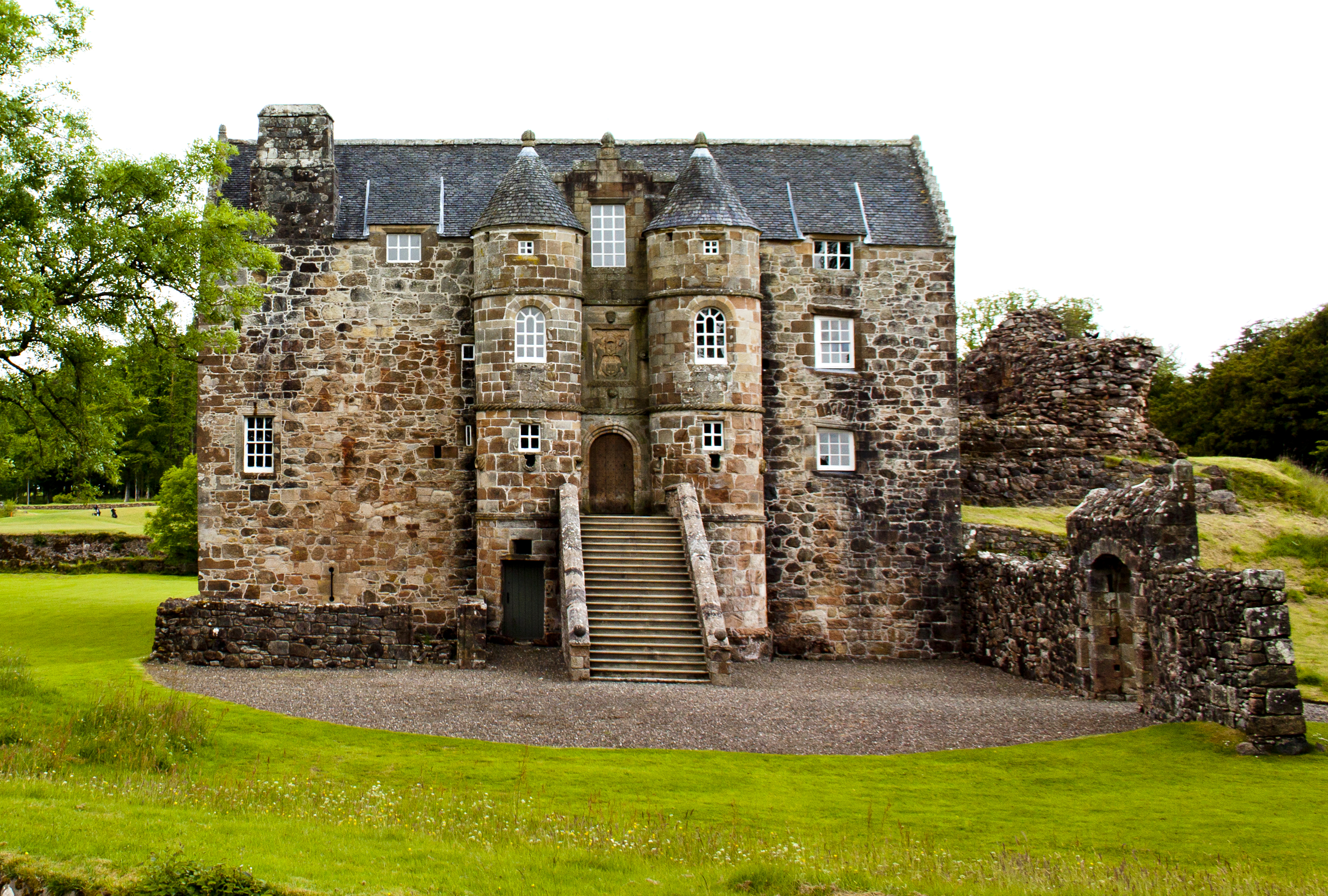 FileRowallan Castle.JPG Wikimedia Commons