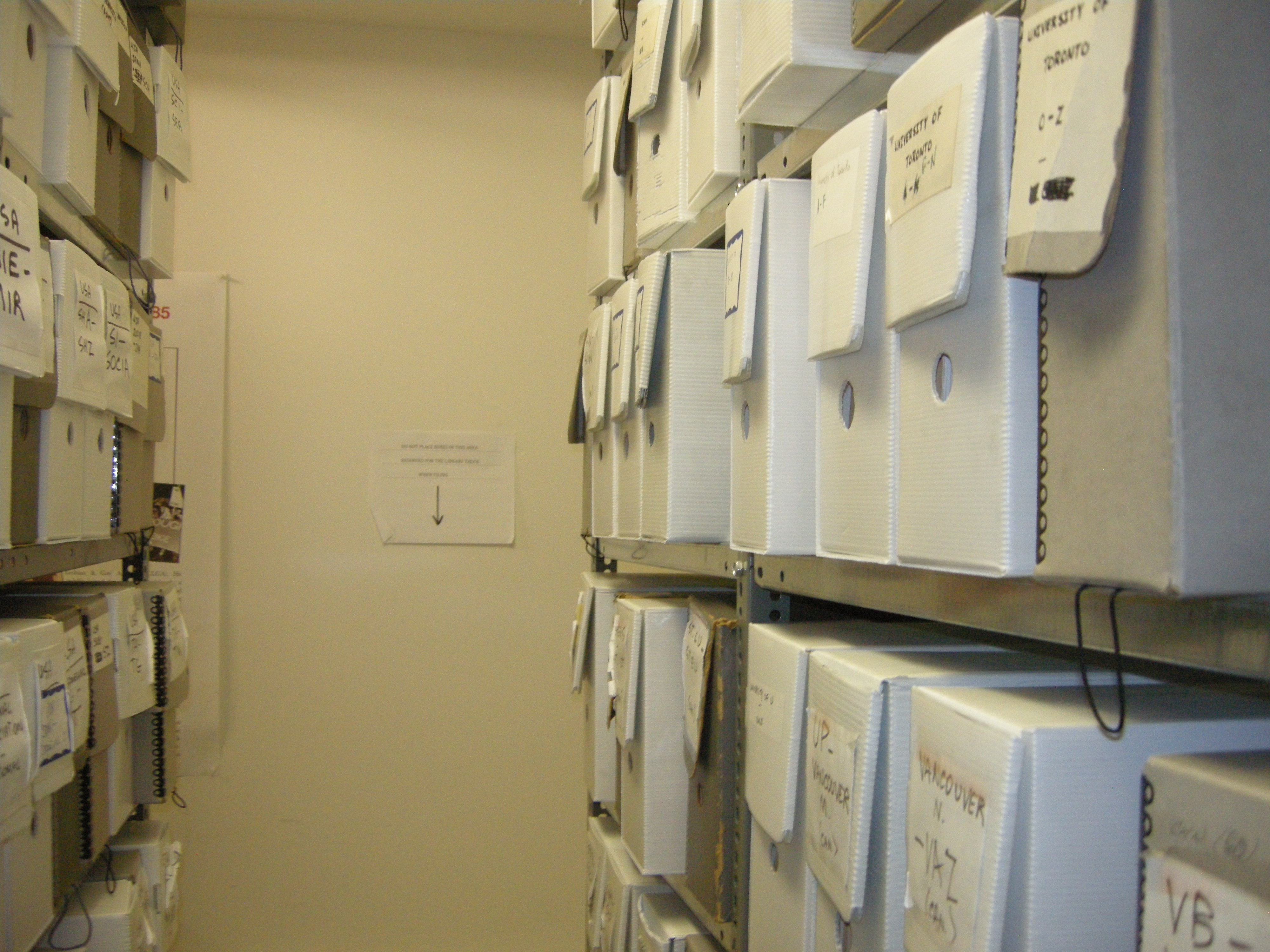 Vertical File - Wikipedia