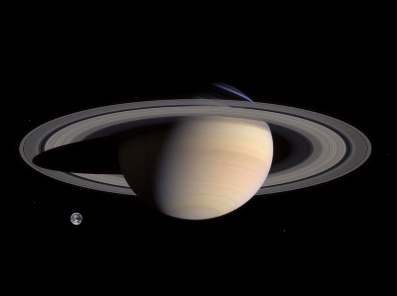 Saturnus planet terindah di tata surya dibandingkan dengan planet Bumi