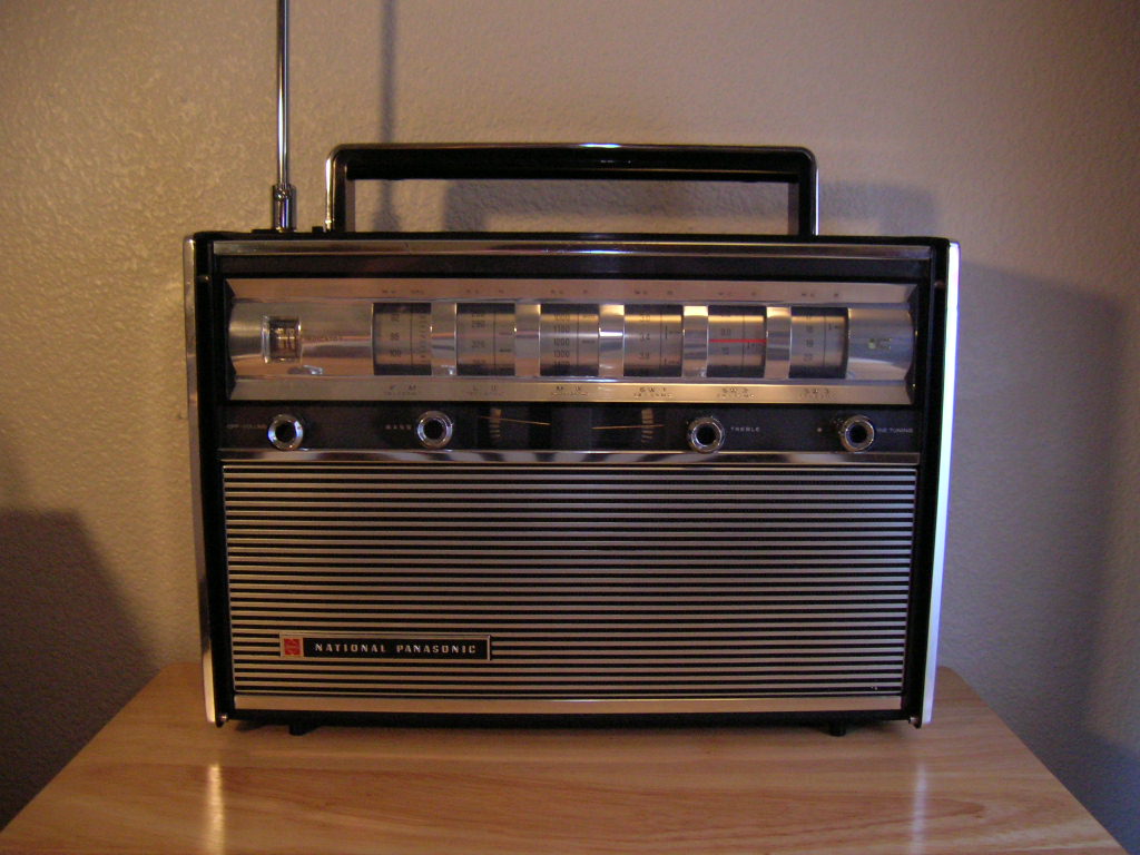 FileShortwave Radio.jpg Wikipedia