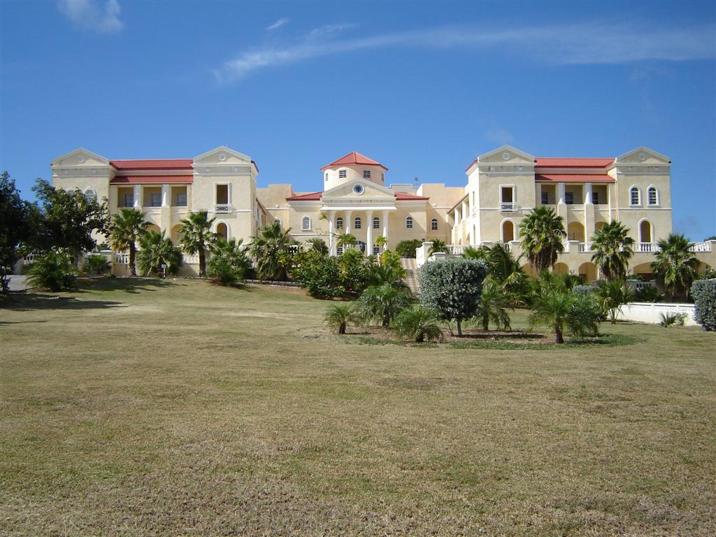 FileAmerican university of the caribbean.JPG Wikipedia