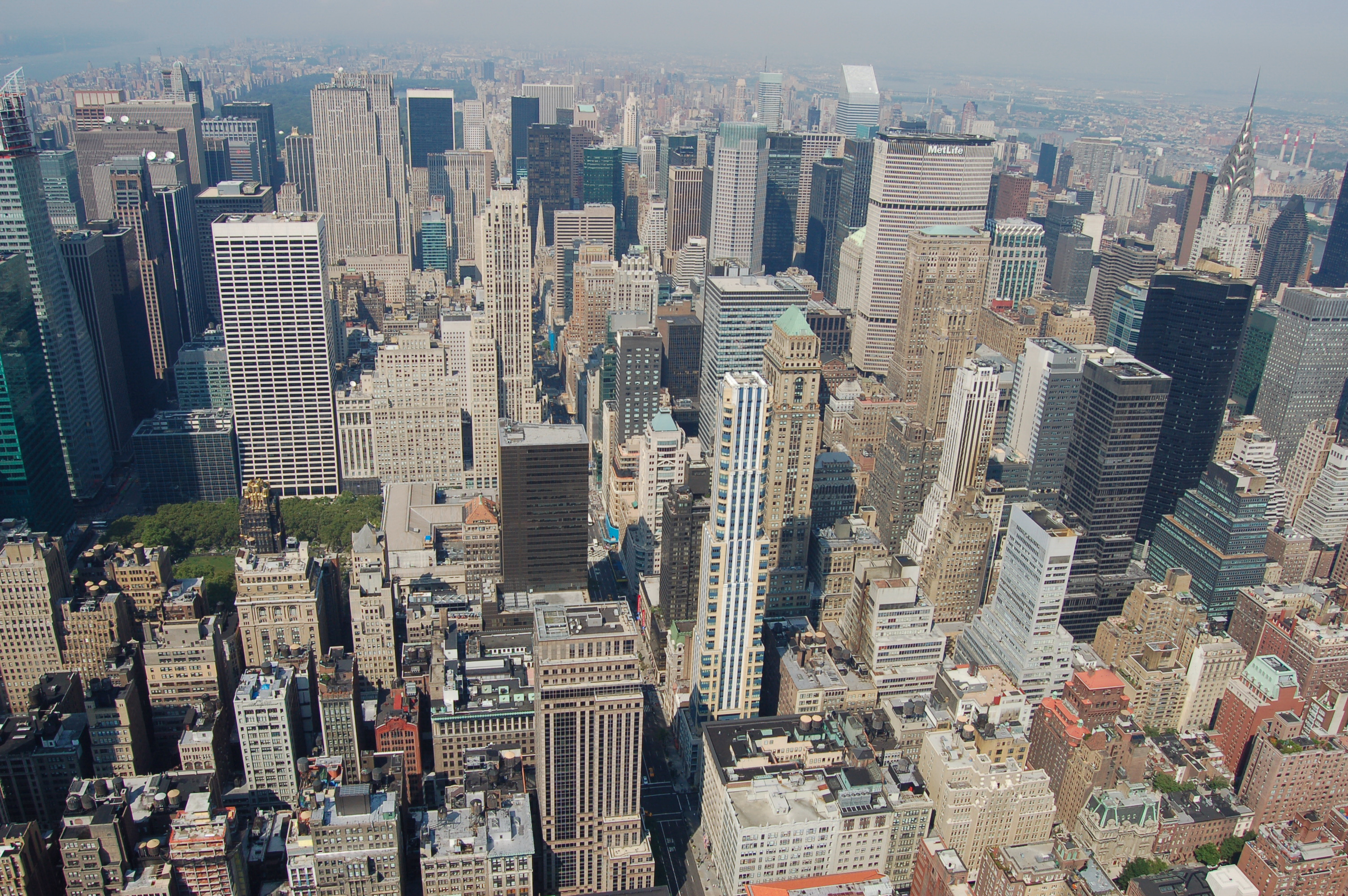 FileManhattan from Empire State Building.JPG Wikimedia Commons