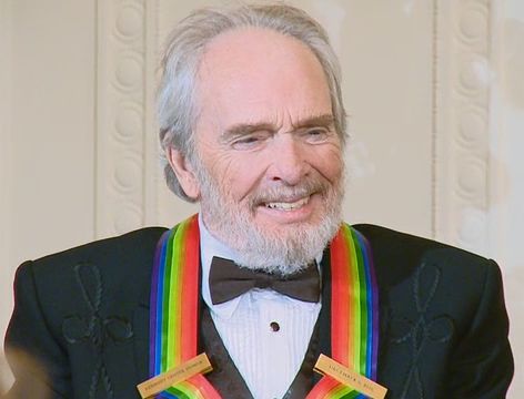 Merle Haggard Größe: 1,75 m