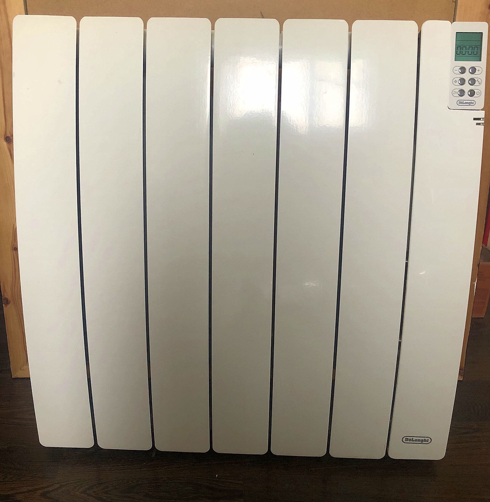 Radiateur électrique Delonghi 1000w sur Gens de Confiance