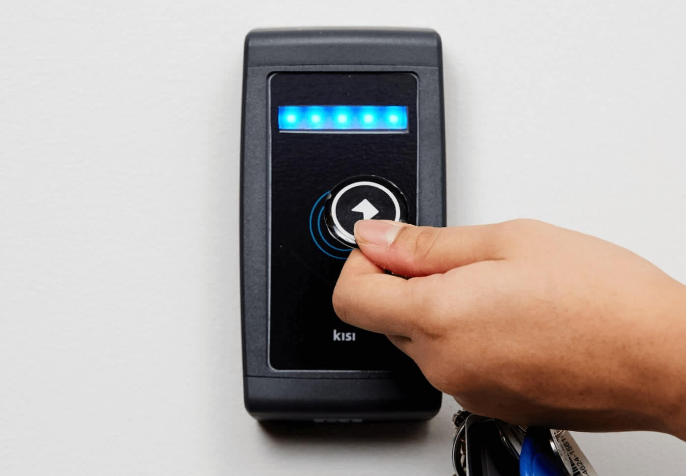 Best Keyless Entry Systems for Business Access Control
