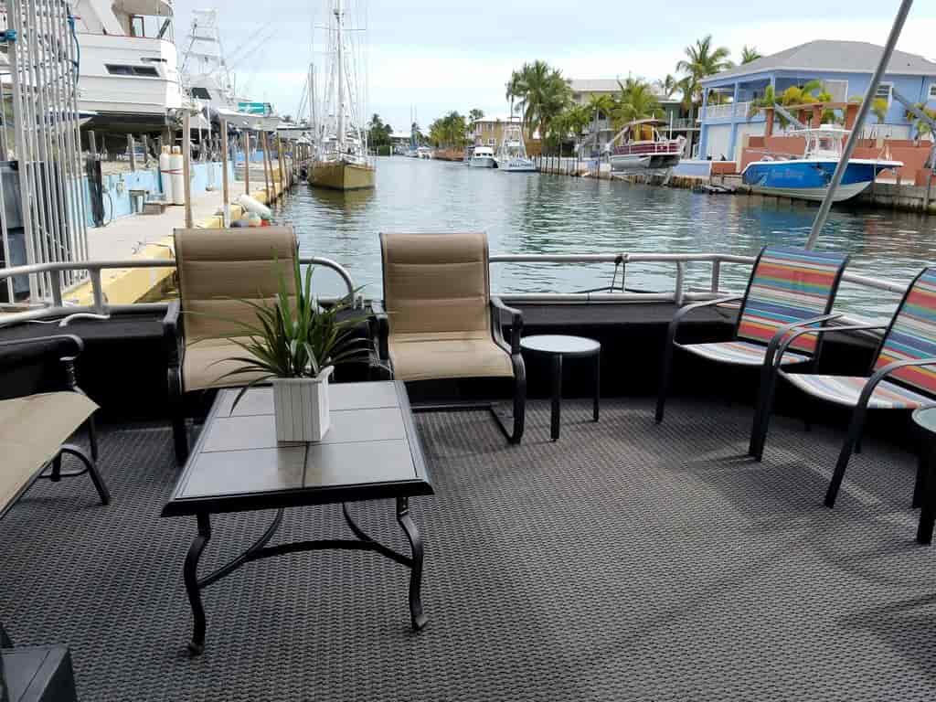 Rent Houseboat Key West The tiki suite