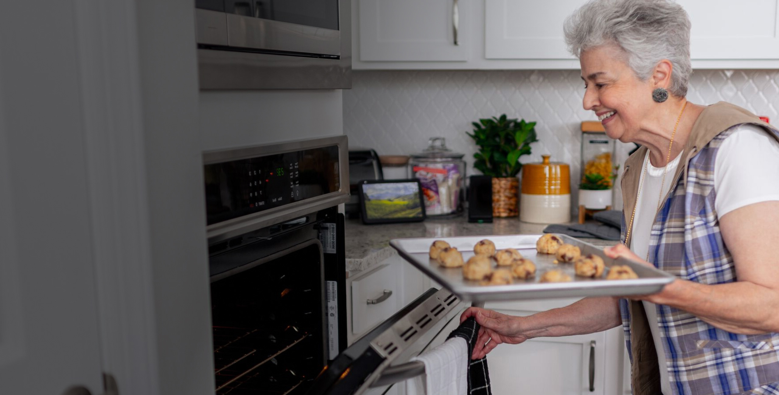 Maytag Wall Oven Keeps Shutting Off at Phillip Manley blog