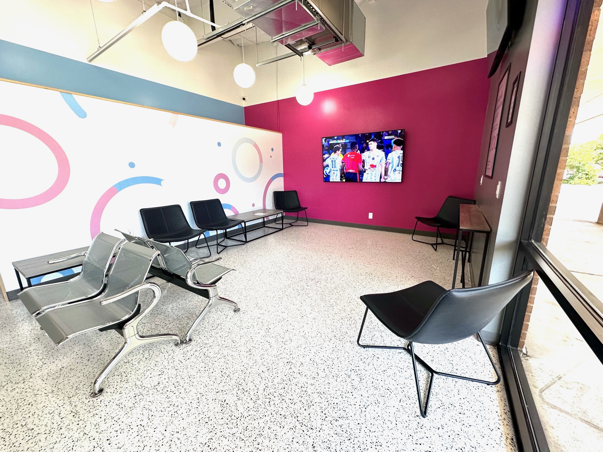 North Austin Research Blvd Laundromat LaundroLab