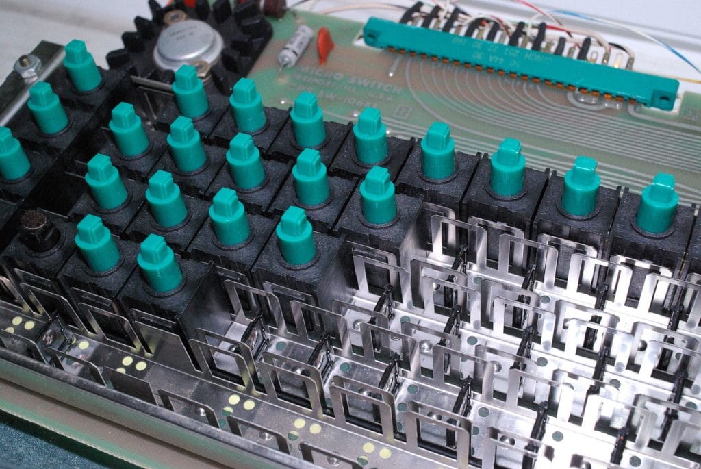 What are Hall Effect keyboard Switches (2023)