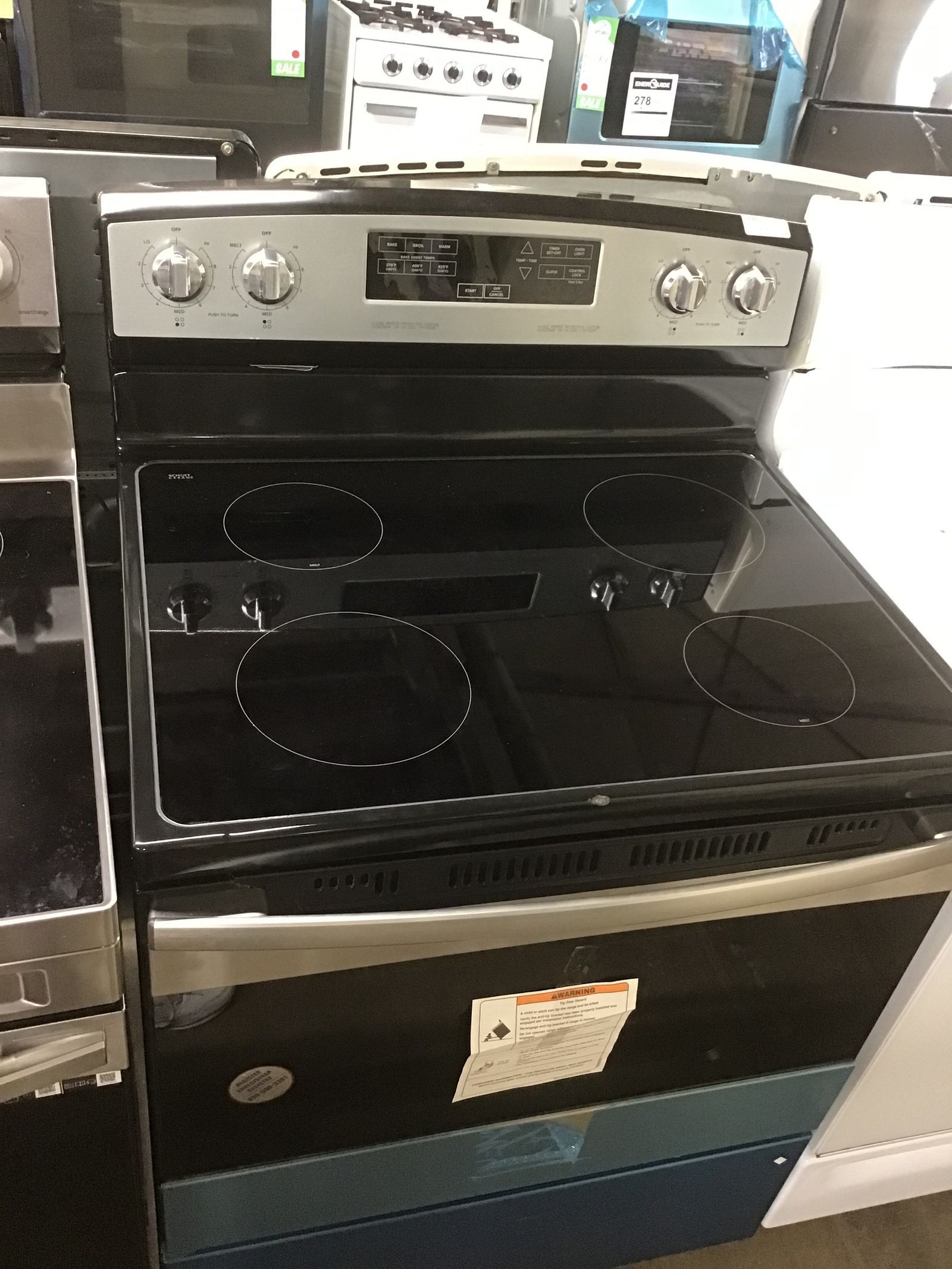 AER6303MFS Amana Stainless Steel Electric Glass Top Range