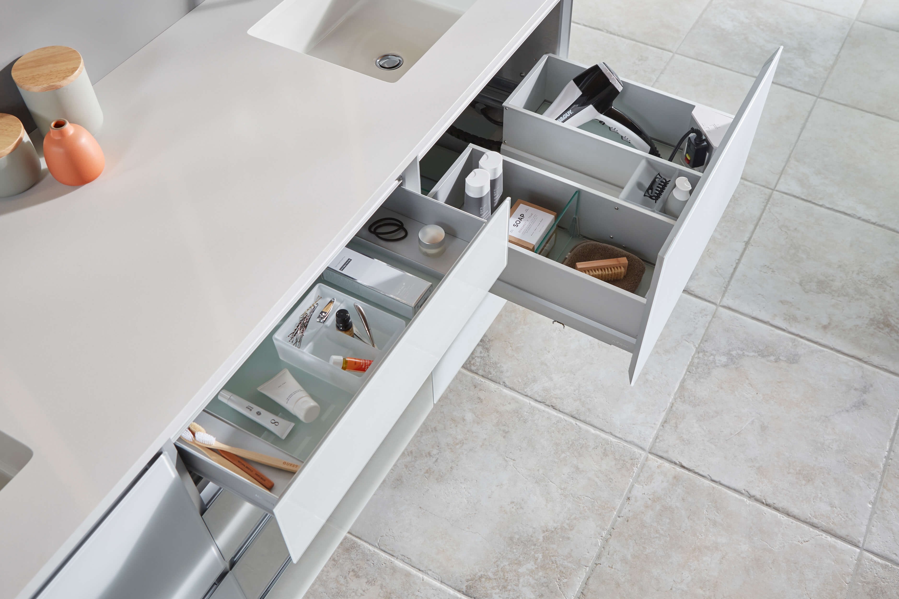 16 Stylish and Functional Bathroom Vanity Ideas Robern