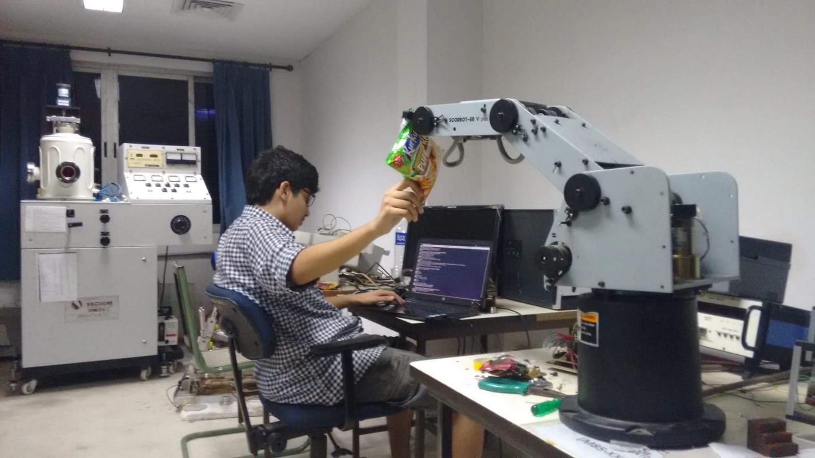 How to a robotics software engineer