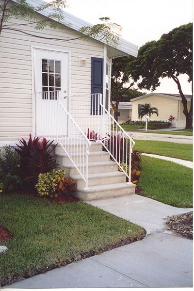 Precast Concrete Steps with Landing | Leesburg Concrete