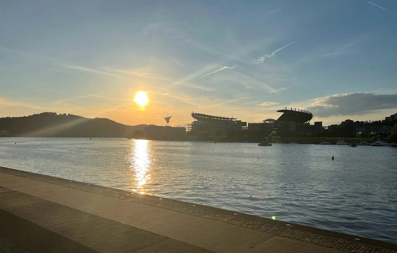Pittsburgh's Riverfront Parks Pittsburgh Boat Rental