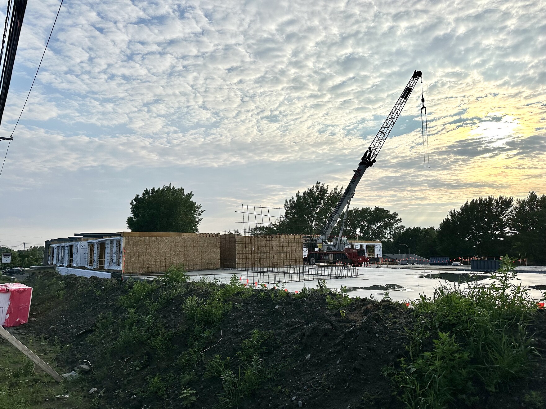 Aera SaintHilaire 2*4 étages Projets en construction Agora Montréal