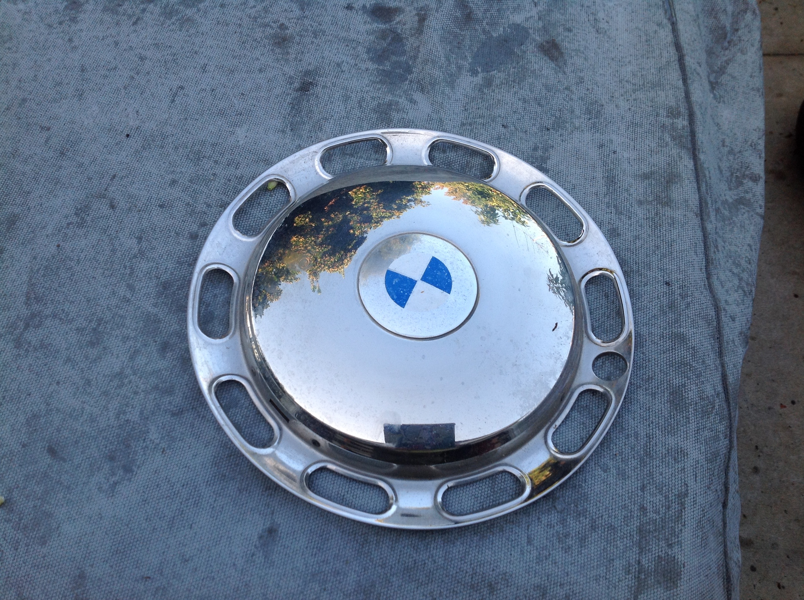 Hubcap BMW 2002 and Neue Klasse Parts For Sale BMW 2002 FAQ