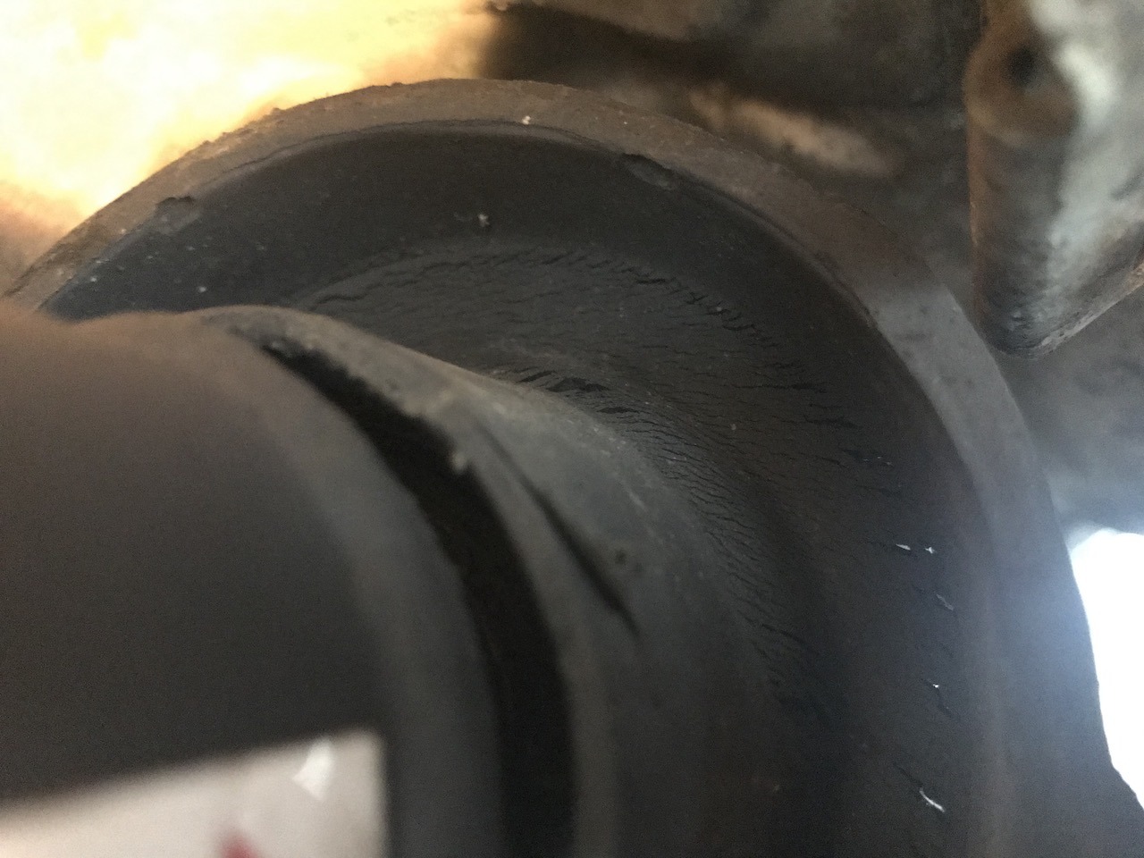 Center bearing / driveshaft too long causing wear? ﻿ BMW 2002 and