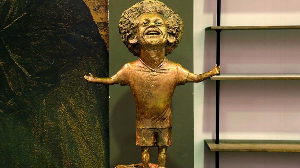 Worst statues in sports history Dwyane Wade joins list of misses cllct