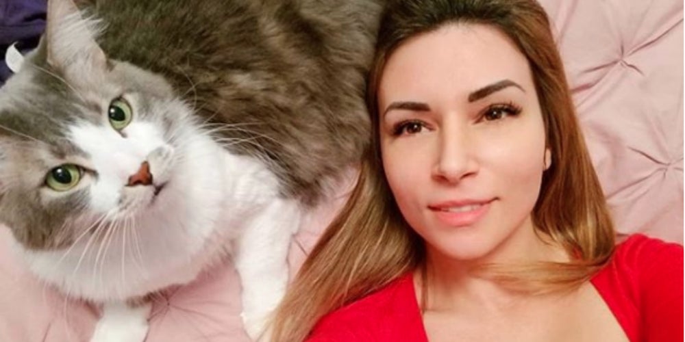 Alinity Divine is Being Investigated After Throwing Her Cat During Stream