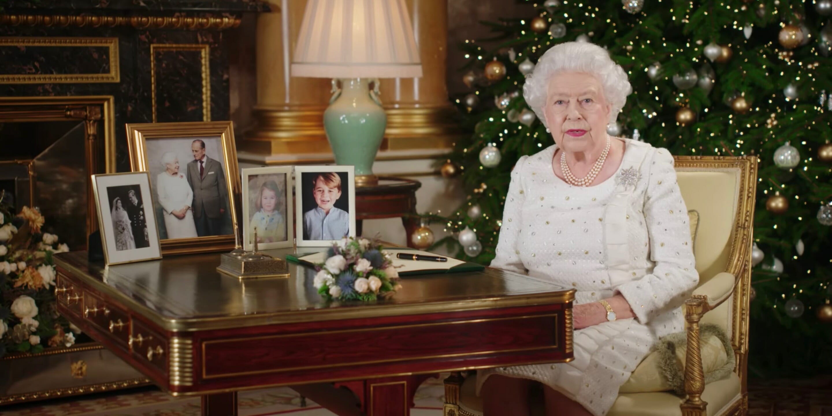 Fans think Queen Elizabeth's Christmas speech is nodding 'The Crown'