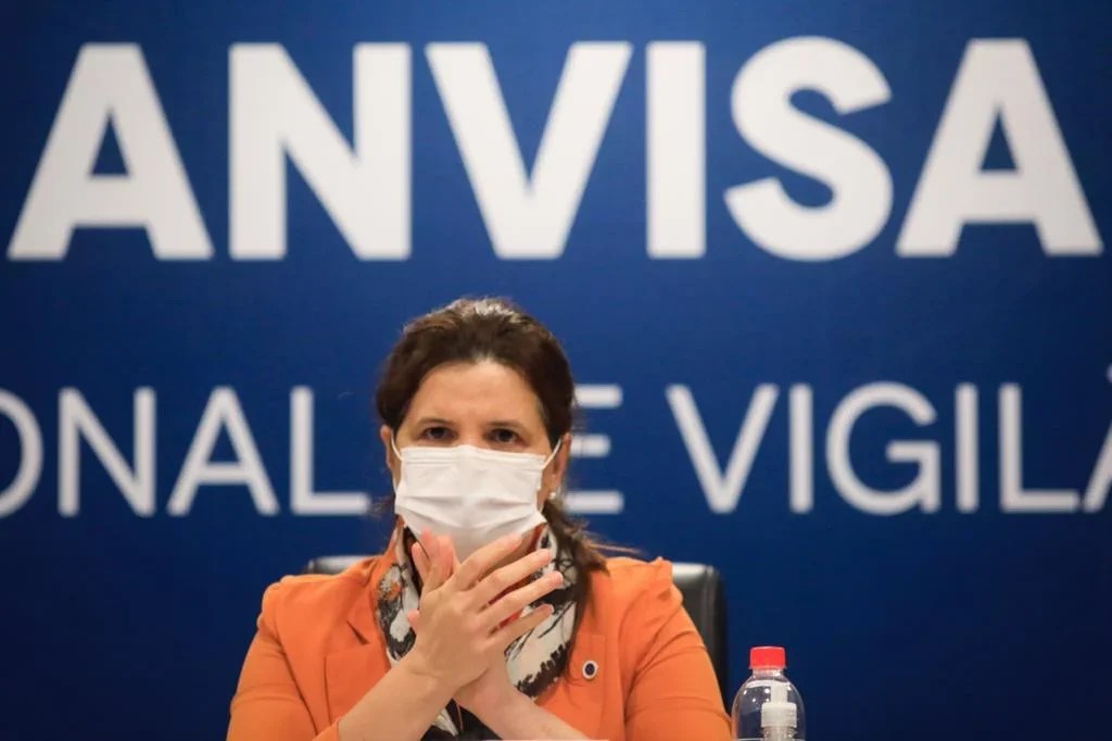 Anvisa simplifica regras para aprovação de uso emergencial
