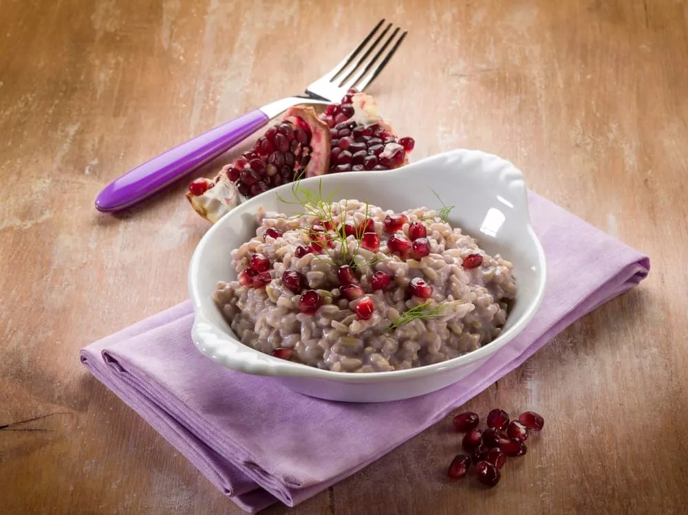 Preparare il risotto al melograno foto Non Sprecare