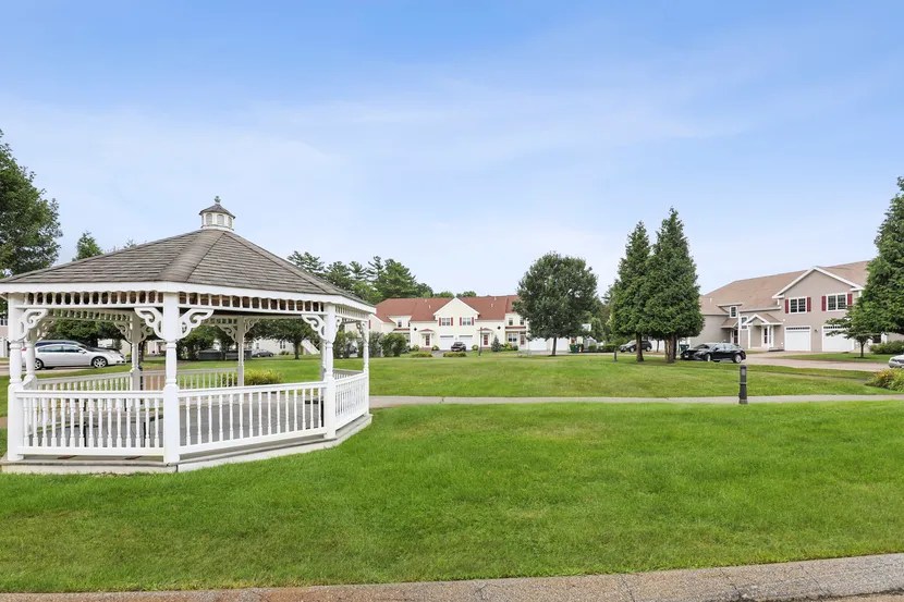 Affordable Over 55 Hanson Condo for Sale! South Shore Boston MA Homes