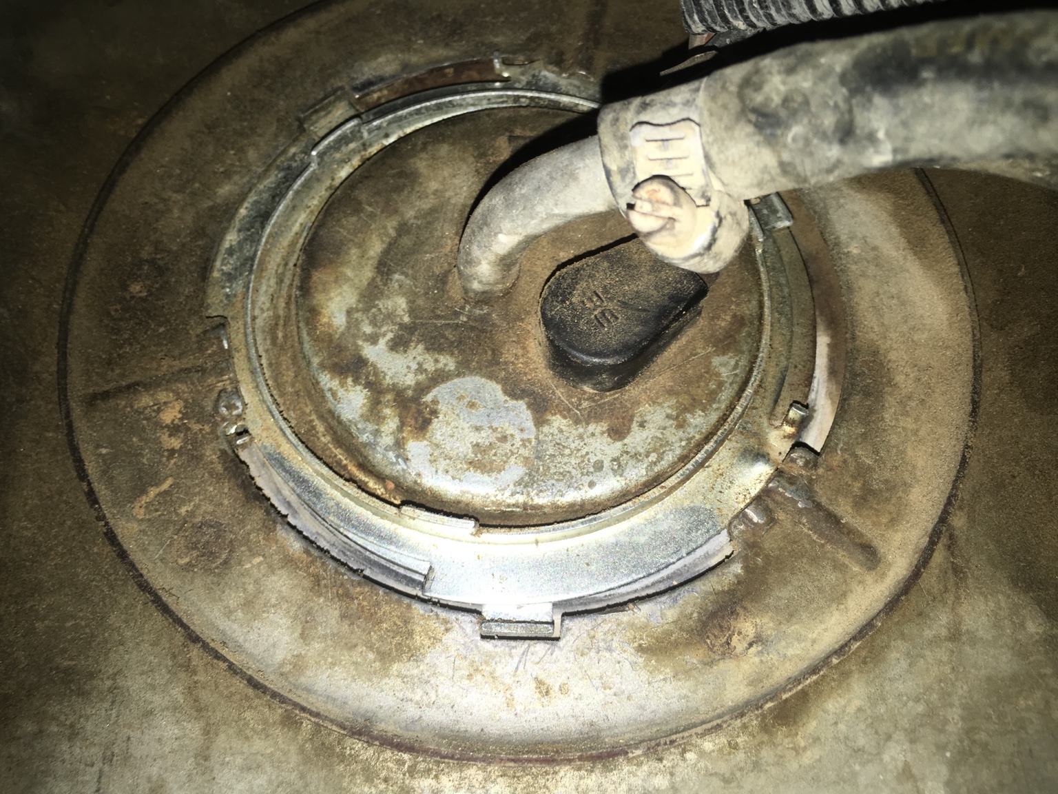 Fuel tank lock ring - MJ Tech: Modification and Repairs - Comanche Club