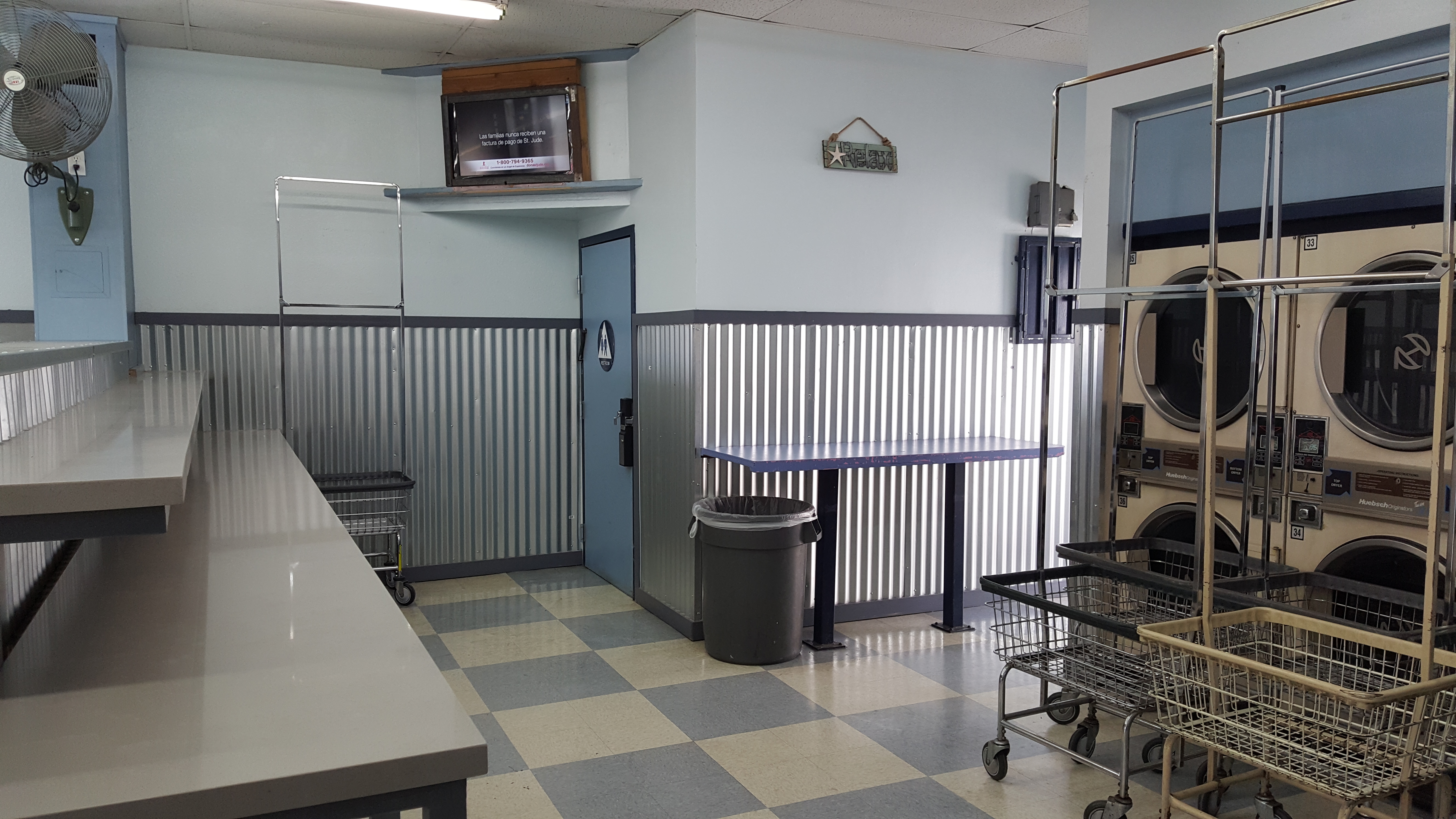 Stadium Coin Laundry