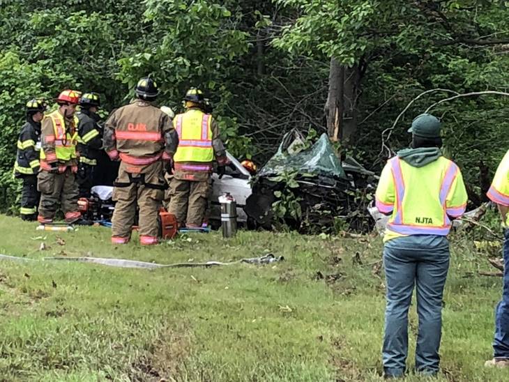 One Car Off Road in Clark After Crash on Garden State Parkway Thursday