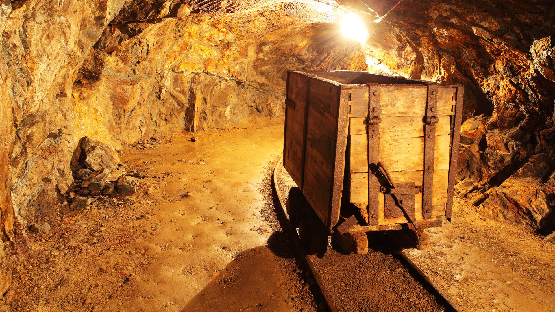 Gold Miners Struggle as Fear Bubble Deflates in Stock Market